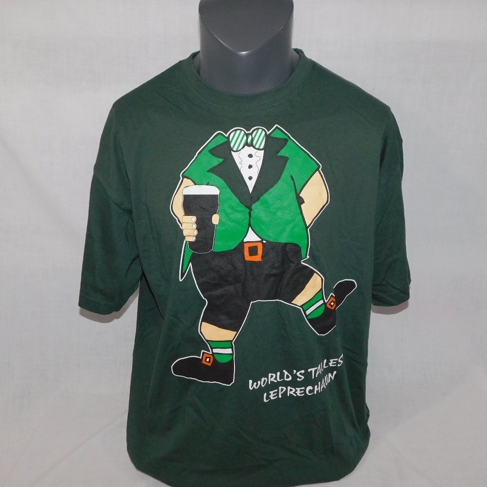 Worlds Tallest Leprechaun Saint Patricks Day missing head Green Shirt mens XL